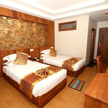 Gemsy Hotel Rangoon Eksteriør billede
