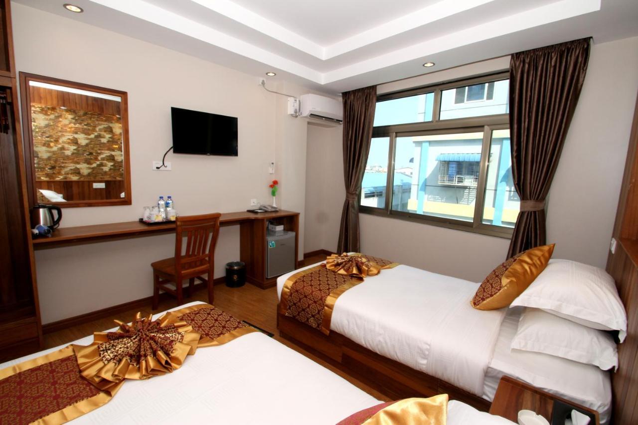 Gemsy Hotel Rangoon Eksteriør billede