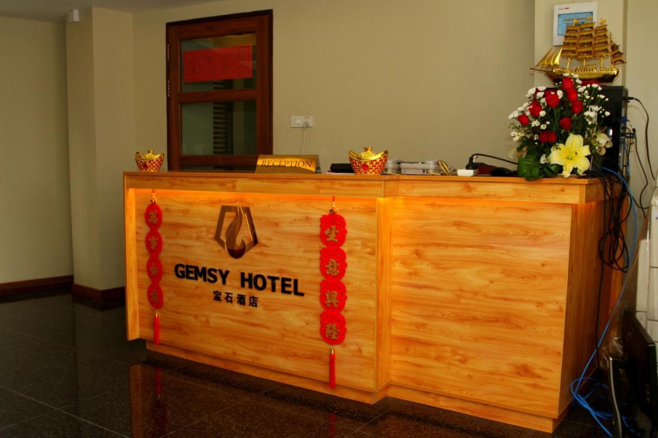 Gemsy Hotel Rangoon Eksteriør billede