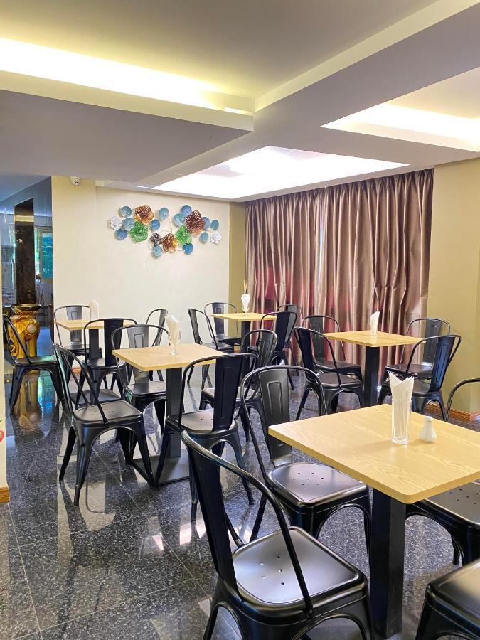 Gemsy Hotel Rangoon Eksteriør billede